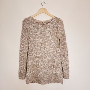 ✨2 for $5✨ BP Tan and Cream Sweater Size Small